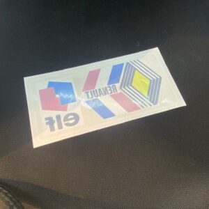 Stickers Vitre arrière Renault V2